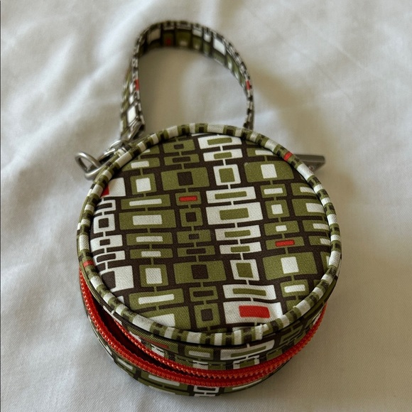 Ju Ju Be Paci Pod Pacifier Holder in Jungle Maze design - Picture 2 of 8